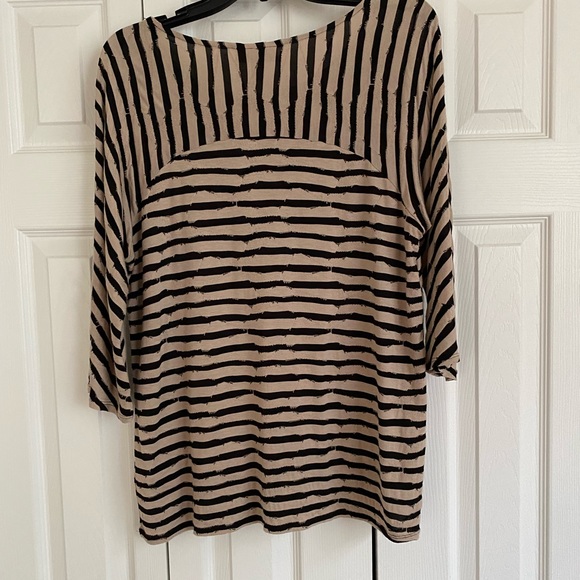 Blouse - Picture 2 of 2